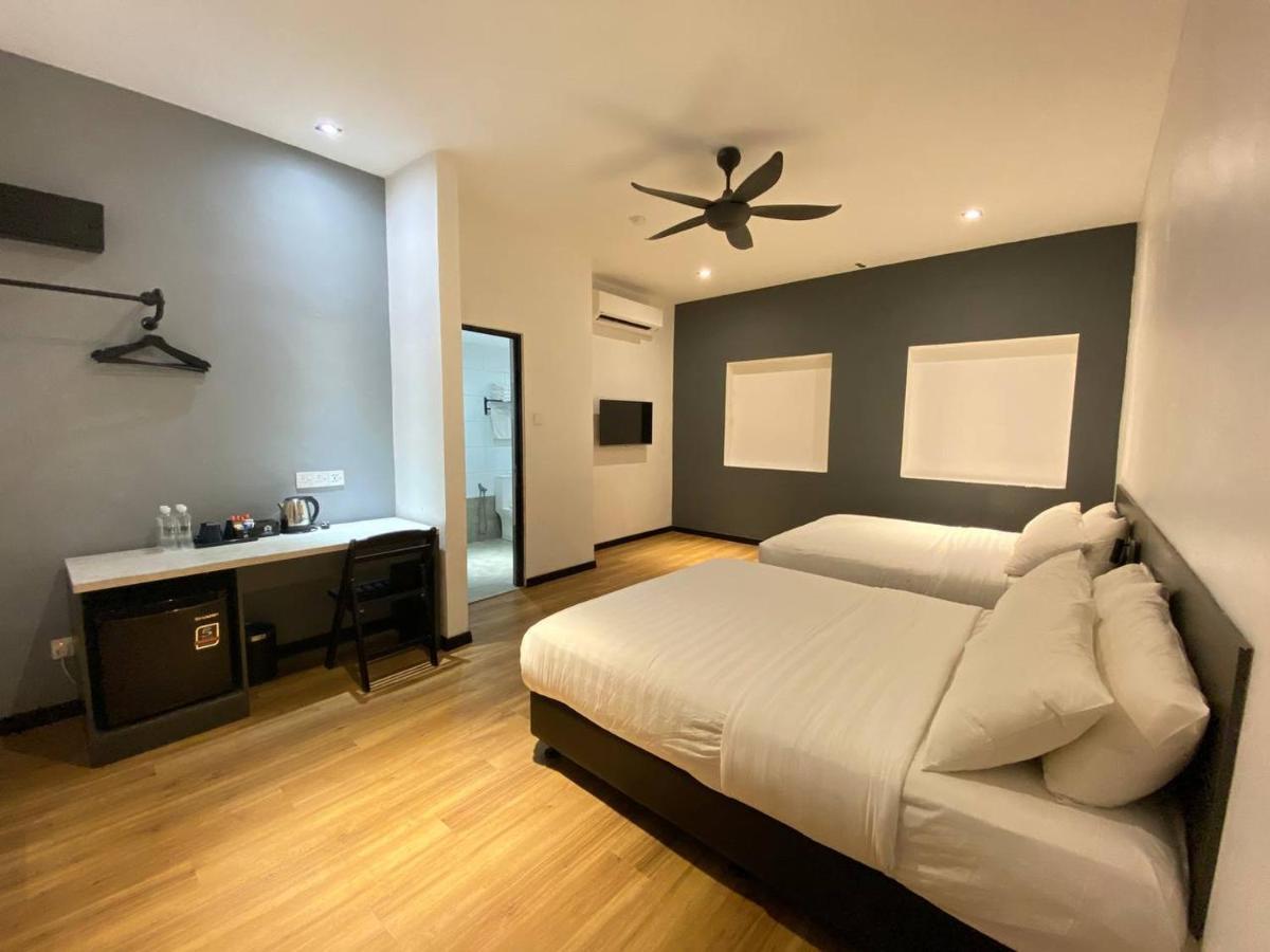 Arena Boutique Hotel 4*